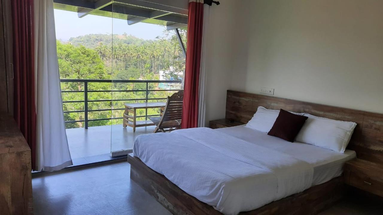 Letstay Vythiri Hill Palace Εξωτερικό φωτογραφία