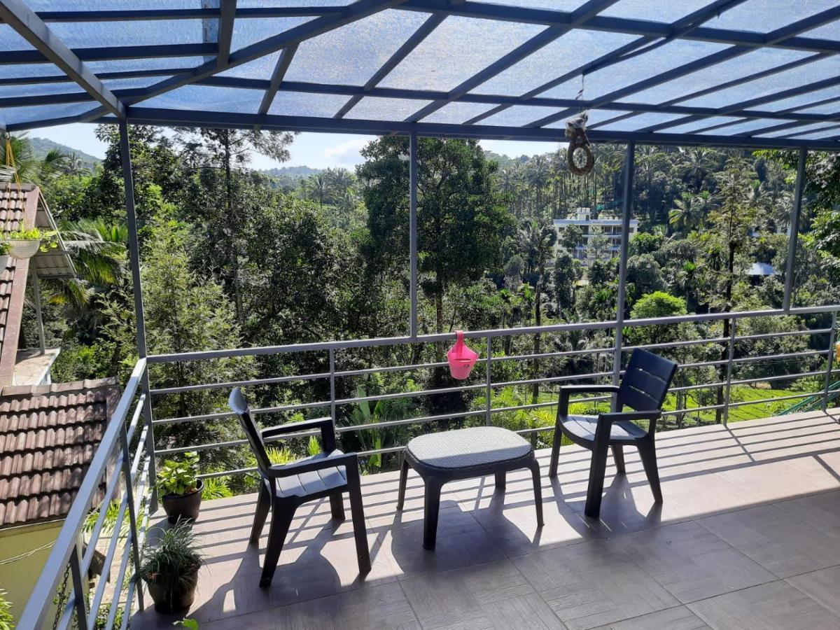 Letstay Vythiri Hill Palace Εξωτερικό φωτογραφία