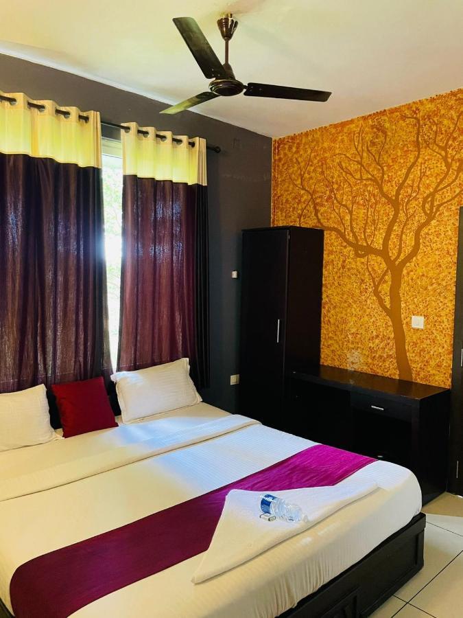 Letstay Vythiri Hill Palace Εξωτερικό φωτογραφία